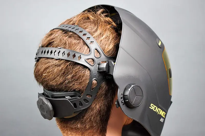 0700000800 Sentinel A50 Schweißhelm, Schwarz, Sichtfeld 3,93 × 2,36 Zoll (100 × 60 mm).
