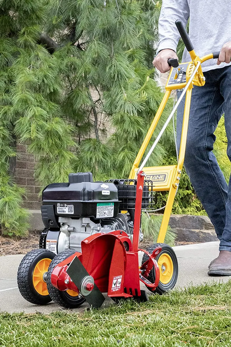 101-5,5 GT-7 Rasenkantenstecher mit Benzinmotor, 5,50 Nm Bruttodrehmoment / 3,5 PS Briggs & Stratton-Motor, 7″-Räder