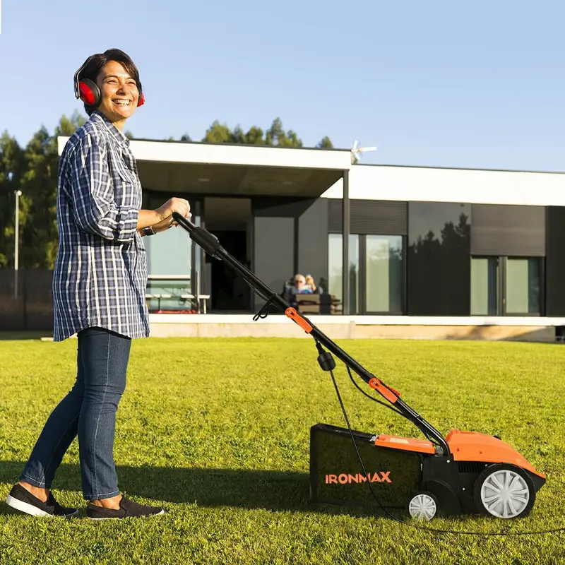 2-in-1-Rasenentmooser mit 12 A, 3-stufig einstellbare Tiefe für Unkrautentfernung 2