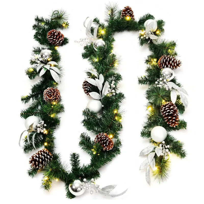 9-Fuß-Weihnachtskranz mit 50 LED-Leuchten