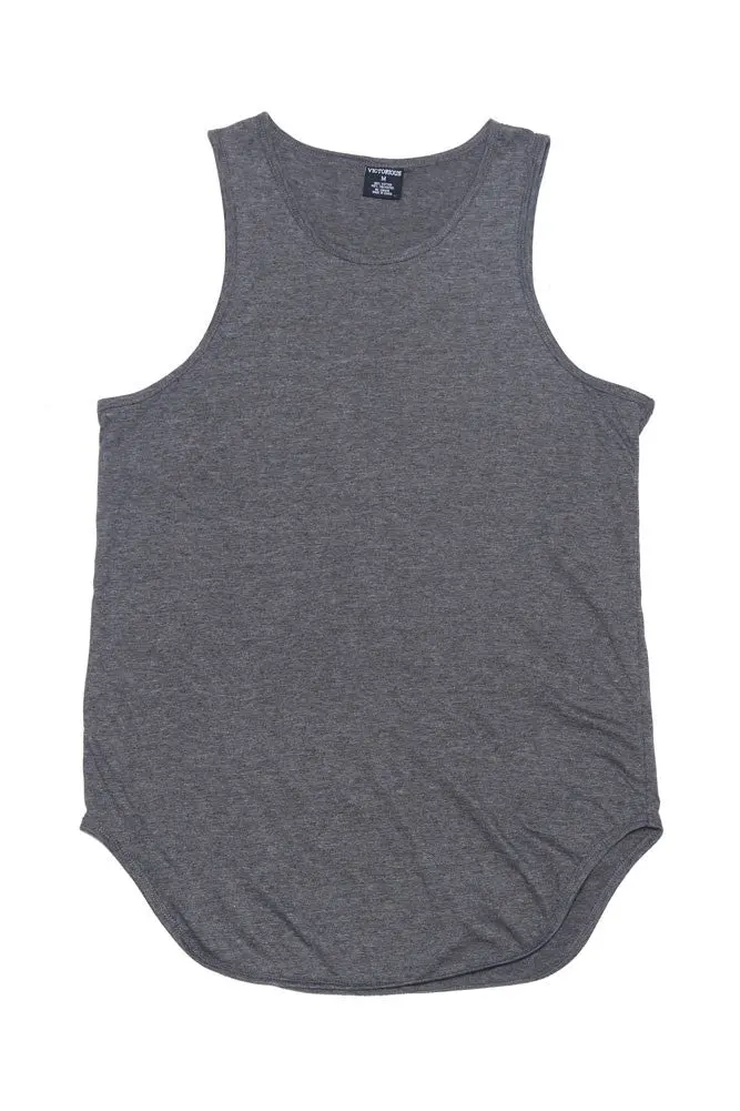 Basic-Tanktop mit langem Schnitt und gebogenem Saum