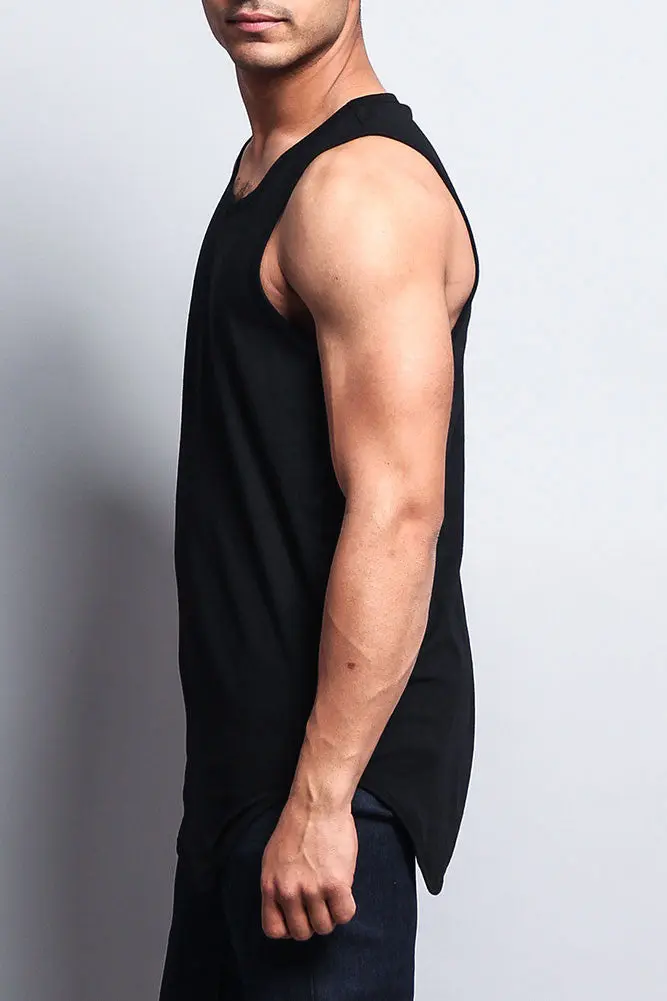 Basic-Tanktop mit langem Schnitt und gebogenem Saum