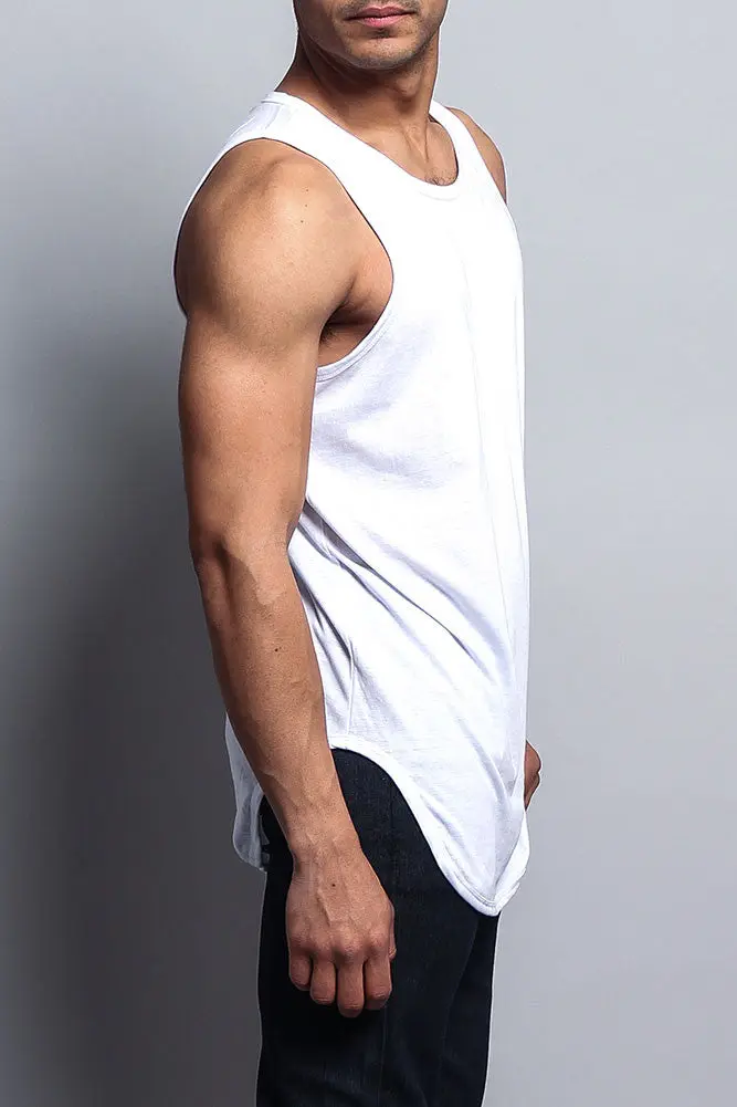 Basic-Tanktop mit langem Schnitt und gebogenem Saum