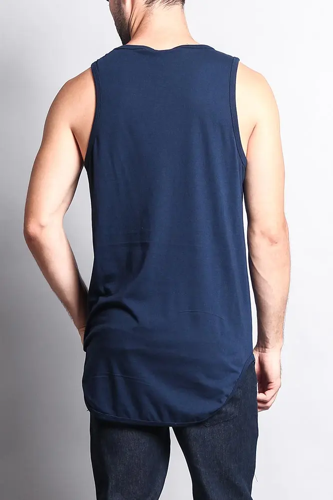 Basic-Tanktop mit langem Schnitt und gebogenem Saum