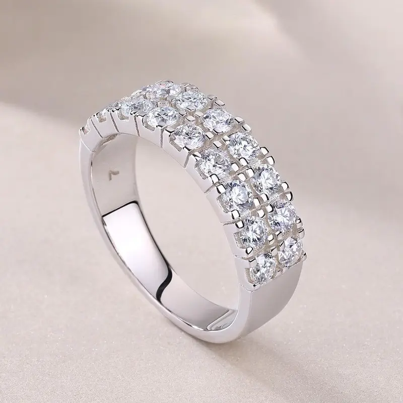 Doppelreihiger Moissanit-Ring