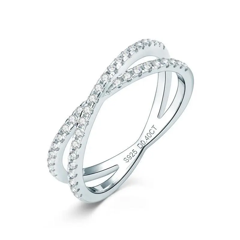 Ewigkeits-Ring mit Kreuzungsdesign
