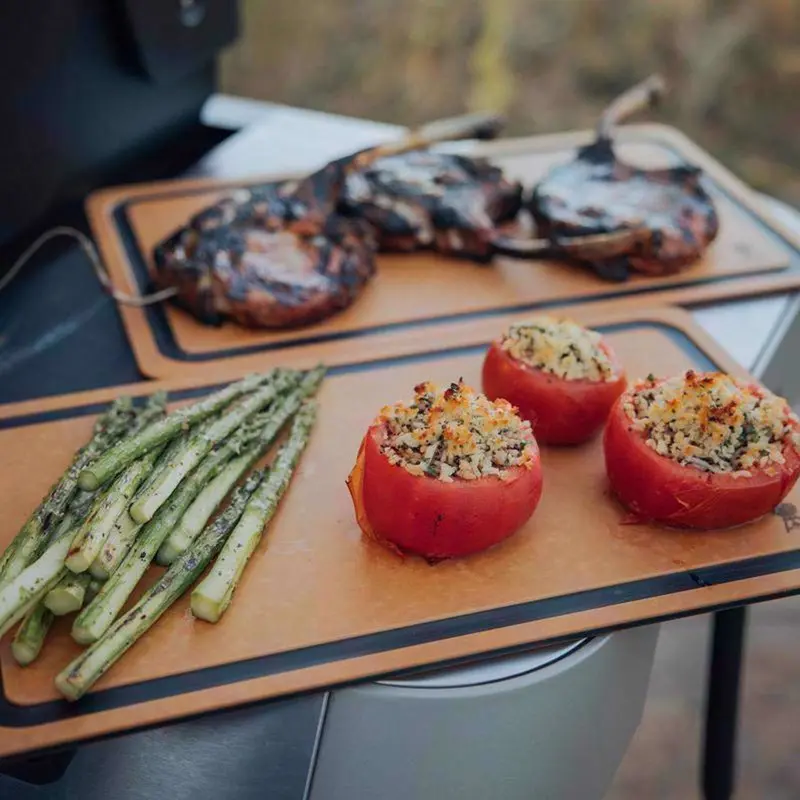 Genesis E-335 3-Brenner-Flüssigpropan-Grill „Deep Ocean Blue“ 2