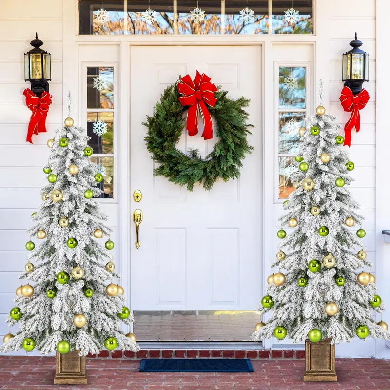 GoPlus Weihnachtsbaum mit Schneebelag, 1,83 m, für Eingangsbereiche – Künstlicher Weihnachtsbaum mit Klappgelenken und Topf sowie 48 Kugeln 2