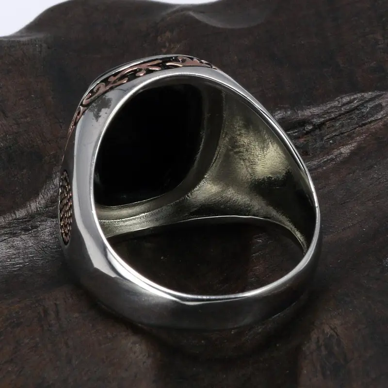 Herrenring aus schwarzem Achat im Vintage-Stil