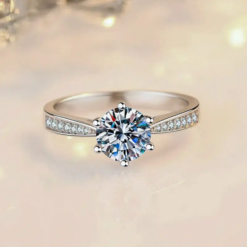 Klassischer Sechs-Krallen-Ring