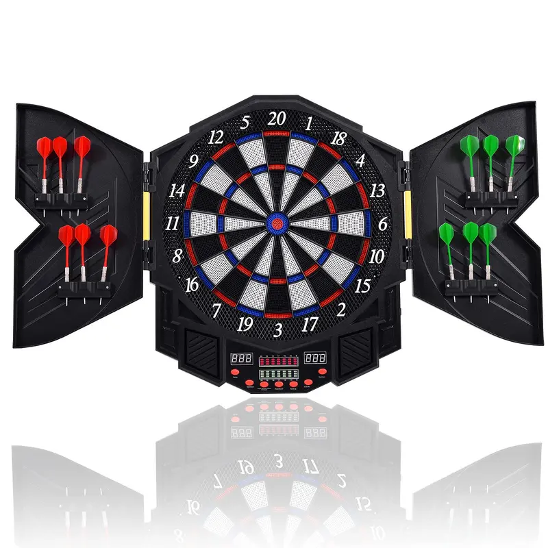 Professionelles elektronisches Dartboard im Schrank mit LED-Anzeige