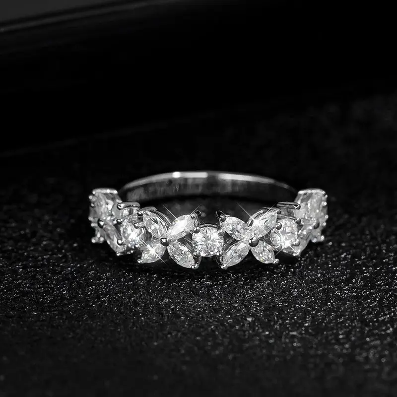 Schmetterlings-Ewigkeitsband-Ring