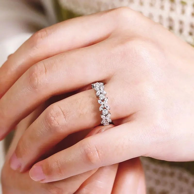 Schmetterlings-Ewigkeitsband-Ring