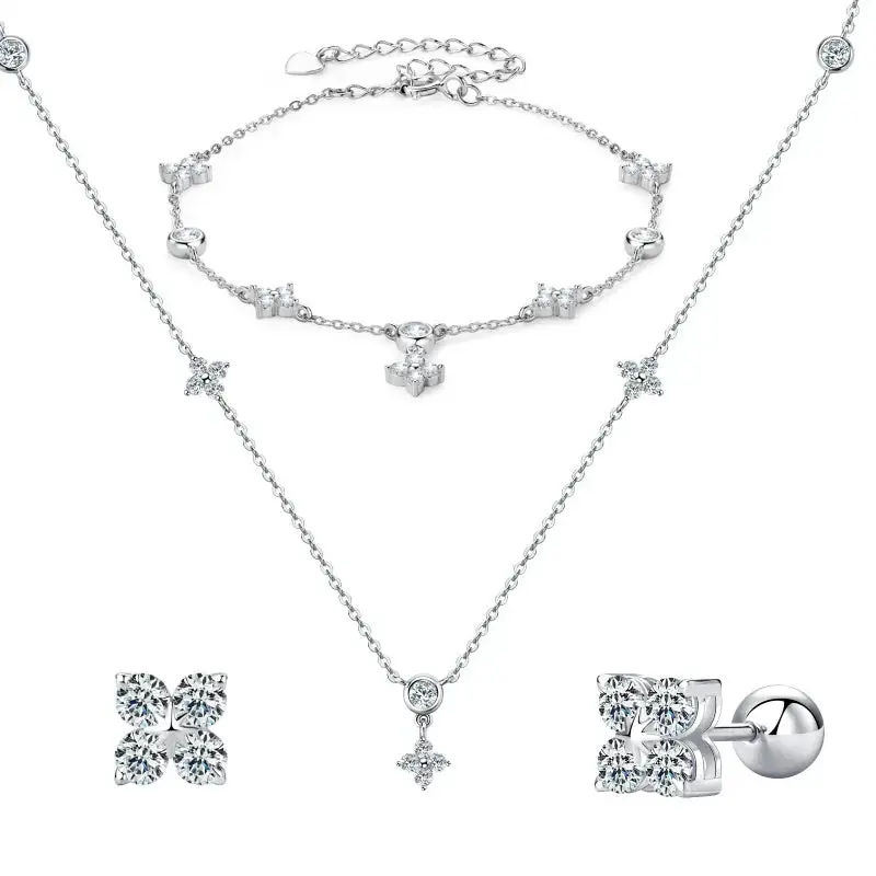 Schmuckset mit vierblättrigem Klee