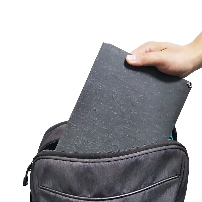 Tragbares 2-W-Falt-Solarladegerät mit zwei USB-Anschlüssen